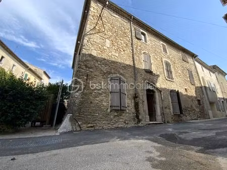 maison de 400 m² à lezan