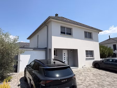 maison 7 pièces - 201 m²