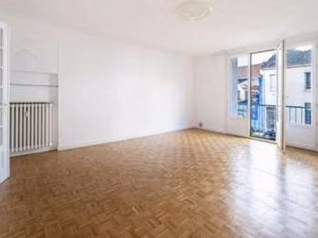 location appartement 4 pièces à nantes canclaux - mellinet (44000) : à louer 4 pièces / 88