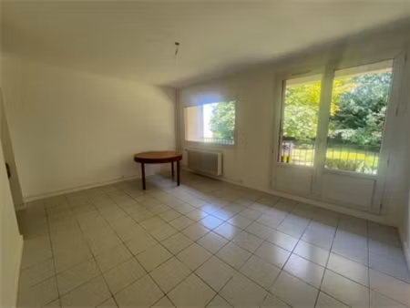 appartement 3 pièces - résidence