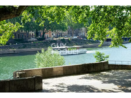 duplex d'exception refait à neuf quai saint-vincent | vue saône | dpe c 3 pièces 81 m²