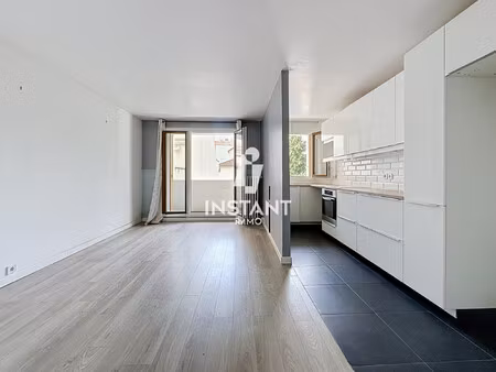 charmant 2 pièces avec deux balcons et dressing