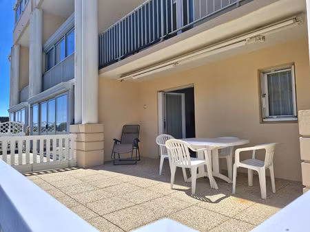 appartement en rez-de-chaussee avec garage