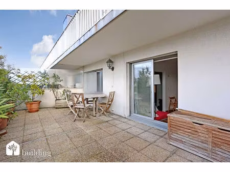 paris 16ème - mairie du xvie - studio 28 49 m² carrez avec terrasse de 32 m² au 7e étage a