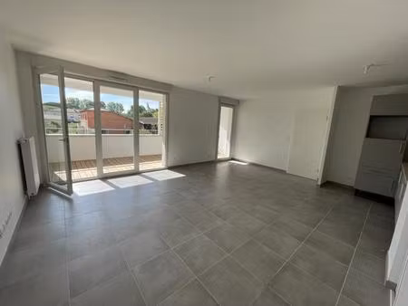 t3 - 206 chemin lapujade 31200 toulouse