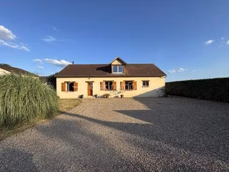 maison familiale de 162m²- terrain de 1829m²