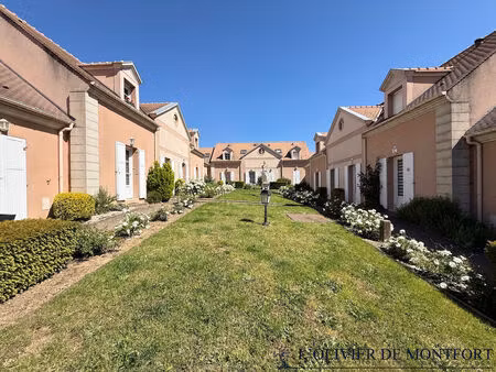 maison de ville montfort l'amaury 3 pièce(s) 62 m² au sol