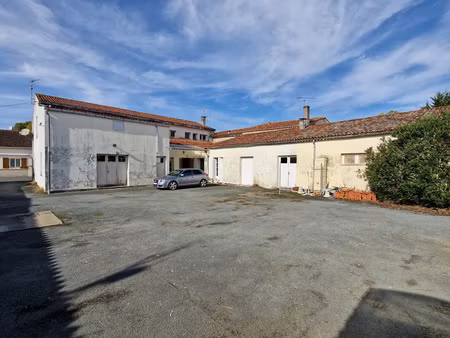 dpt charente maritime (17)  à vendre tonnay boutonne maison p6