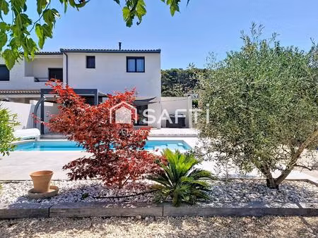 maison rénovée de 109 m² avec piscine sur terrain de 450 m²