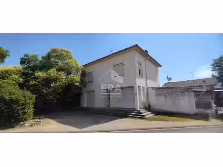 belle maison contemporaine de 4 ch  avec jardin et garage