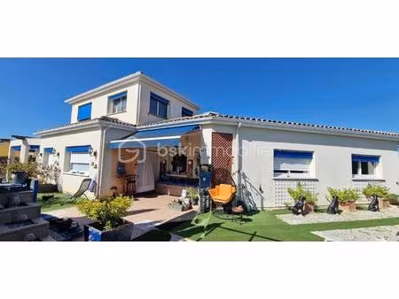 villa familiale de caractère – volumes rares – 284 m² + véranda 37 m² – esprit coup de cœu