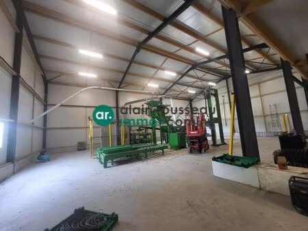 location entrepôt la possonniere 49170 1700m²