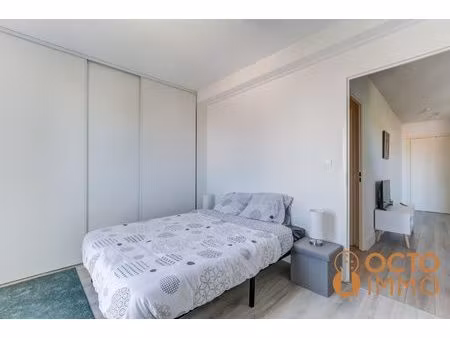 jolie t2 meuble avec balcon et parking