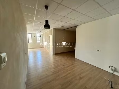 location bureaux 113 m²
