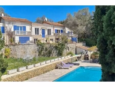 le cannet résidentiel – spacieuse villa bourgeoise  7 chambres  parc arboré et piscine