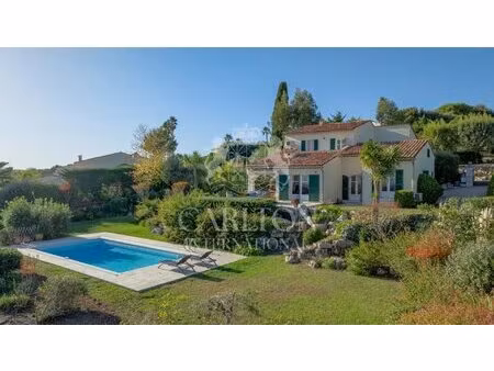 valbonne : villa provençale vue panoramique dans domaine privé avec tennis