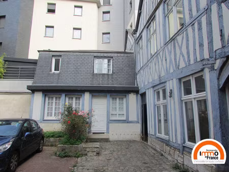 cave hyper-centre rouen 56 m2
