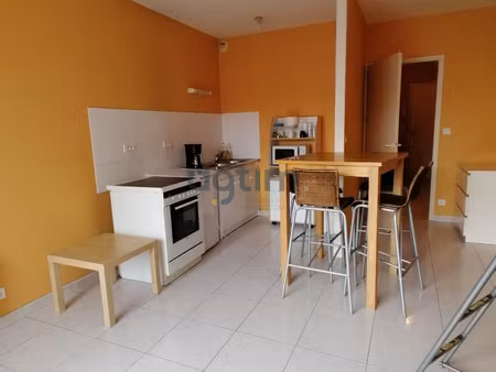 montaigu - studio meuble en centre-ville