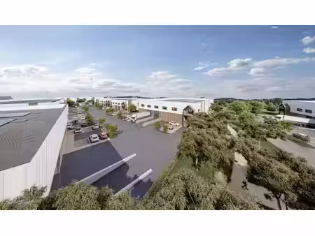vente entrepôt 747m² à 824m²