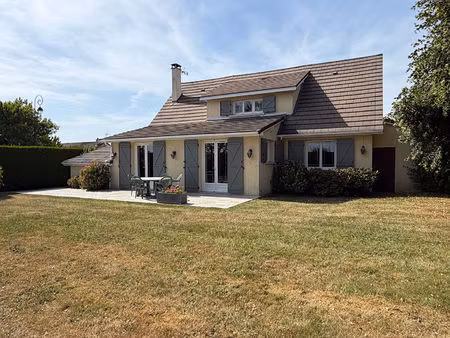 maison guichainville 6 pièce(s) 140.80 m2