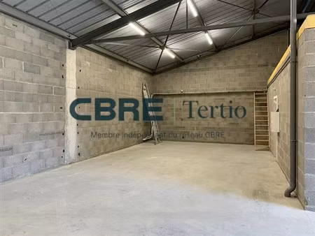 location local d'activités amboise 183 m²