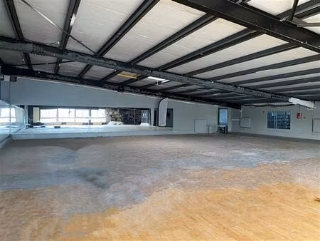 location local d'activités bretigny sur orge 1 000 m²