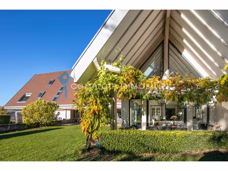propriete 10pièce(s) 7chambre(s) 510 m² uriage (38410)