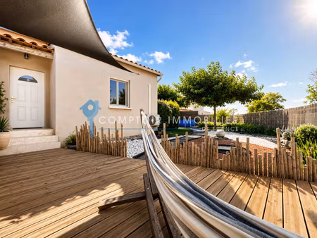 villa 4pièce(s) 3chambre(s) 85 m² vauvert (30600)