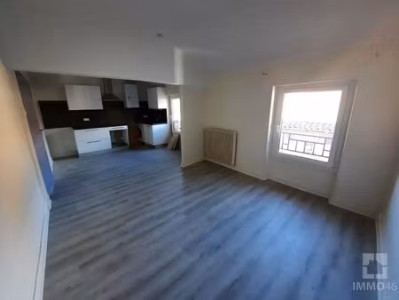 location appartement 2 pièces 38m² cahors 46000