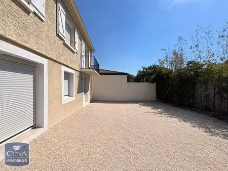 appartement à louer 3 pièces 83 m² - rodilhan (30) - 832€
