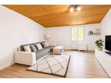 appartement 2 pièces de 42 m² à lorgues