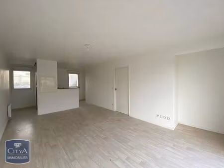 appartement à louer 3 pièces 59.76 m² - trégunc (29) - 690€