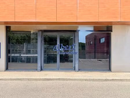 local commercial la seyne sur mer 115.66 m2