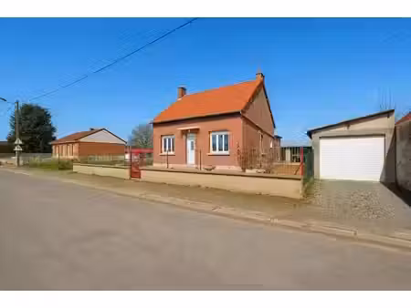 vente maison 4 pièces 73 m² à moyencourt (80400)  130 000 €