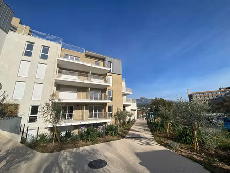 location appartement 2 pièces 37 m² à aubagne (13400)