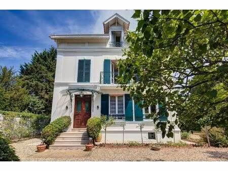 maison de luxe en vente à vaucresson  france