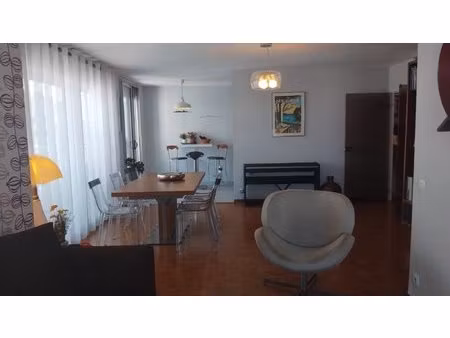 t3/t4 traversant de 87 m² allée des pins– vue panoramique mer et collines – grand balcon –