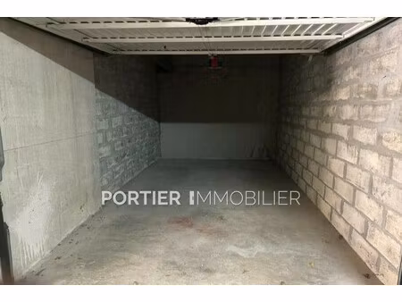 achat parking antibes 06600