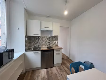 location appartement 2 pièces 31m²