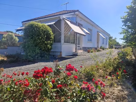 vente maison 4 pièces 72 m² à corcoué-sur-logne (44650)  159 743 €