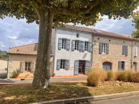 vente maison 5 pièces 187.17 m² à valence d agen (82400)  199 900 €