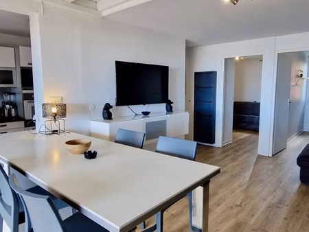 appartement t4 meublé  vue mer