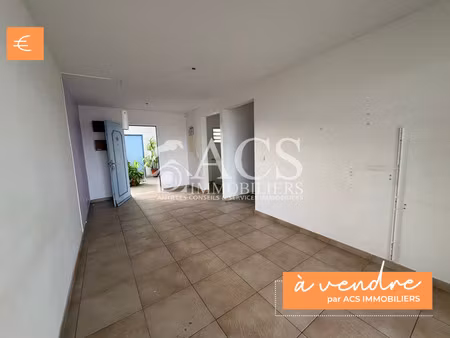 appartement t2 avec vue imprenable sur la baie de fort-de-fr