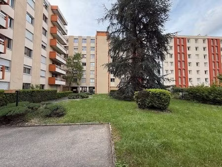 169 bis route de genas - 69100 villeurbanne