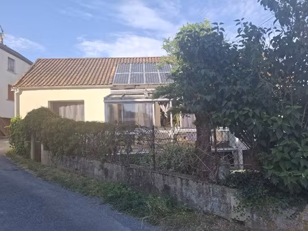 maison rénovée au calme avec jardinet