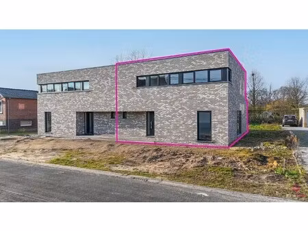 lichtrijke nieuwbouw met 5slpks  bijgebouw + 2% registratie!
