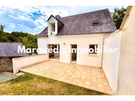 à 100 mètres du cens o maison familiale rénovée o 114 m2 o 4