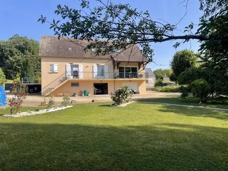 vaste maison