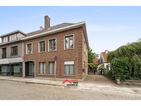 karaktervolle woning hob - 5 slpkmrs - centrum sinaai