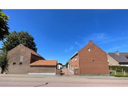 te renoveren hoeve te vissenaken.